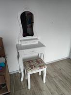 Leuke kinder Make-up Tafel met Krukje, Ophalen, 100 tot 150 cm, 50 tot 100 cm, Zo goed als nieuw