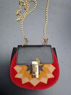 Drew schoudertas zwart met rood beige bruin patchwork, Sieraden, Tassen en Uiterlijk, Ophalen of Verzenden, Zo goed als nieuw