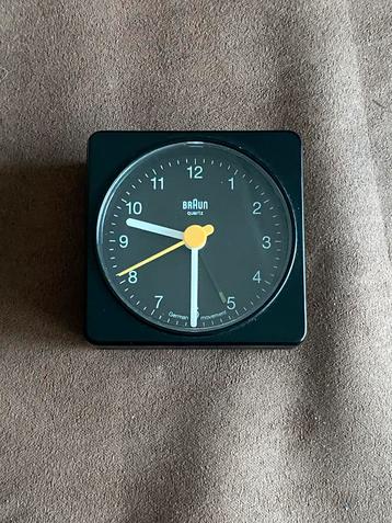 Braun Quartz reiswekker <Verkocht> beschikbaar voor biedingen