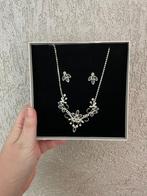 nieuwe sieradensetje(N10) met stras en kristalglas, Ophalen of Verzenden, Nieuw, Overige kleuren, Accessoires