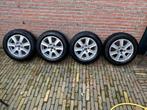 Volvo V70 2.5 1997 Grijs, Auto-onderdelen, Banden en Velgen, Ophalen, 15 inch, Winterbanden, Banden en Velgen