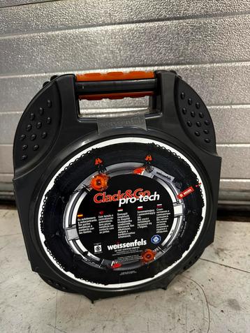 4 sets sneeuwkettingen voor SUV’s beschikbaar voor biedingen