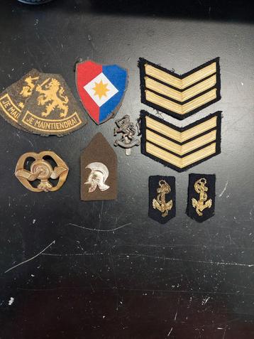 Collectie militaire insignes beschikbaar voor biedingen
