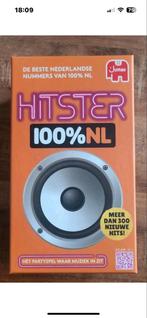 Hitster 100% NL - Party Spel, Hobby en Vrije tijd, Gezelschapsspellen | Kaartspellen, Drie of vier spelers, Ophalen of Verzenden