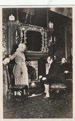 Ansichtkaart Friese klederdracht, Verzenden, 1940 tot 1960, Gelopen, Friesland