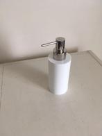 354. Cea badkamer accesoires, Ophalen of Verzenden, Nieuw, Handdoek