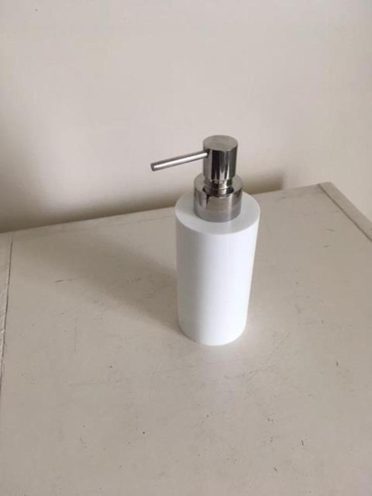 354. Cea badkamer accesoires, Huis en Inrichting, Badkamer | Badtextiel en Accessoires, Nieuw, Handdoek, Ophalen of Verzenden