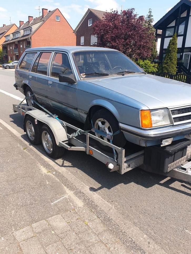 Opel oldtimers  schuurvondst project opknapper loop sloop, Auto-onderdelen, Carrosserie en Plaatwerk, Spatbord, Opel, Voor, Ophalen of Verzenden
