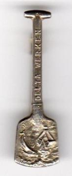 BROCHE DELTAWERKEN KRAAN SCHIP (A4), Verzamelen, Speldjes, Pins en Buttons, Verzenden, Gebruikt, Overige onderwerpen