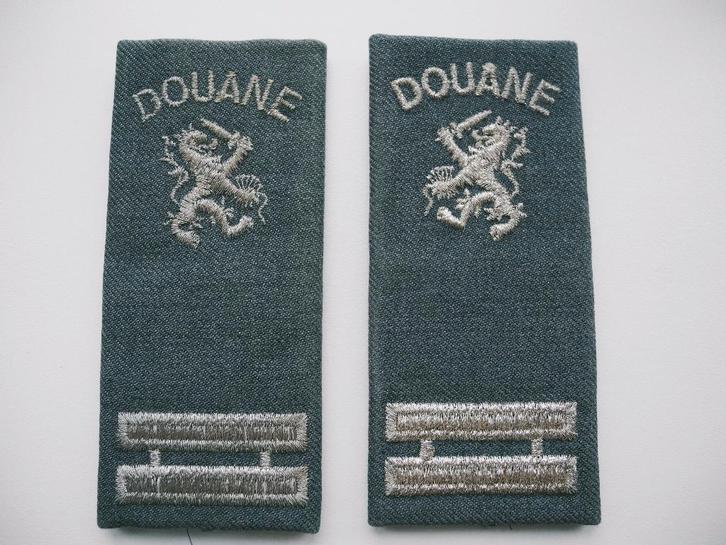 Diverse emblemen, speldjes epauletten Douane Customs e.d., Verzamelen, Militaria | Algemeen, Overige soorten, Overige typen, Nederland