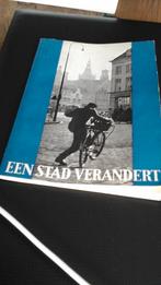 Een stad veranderd.  ,s Hertogenbosch 1953, Ophalen of Verzenden, Zo goed als nieuw