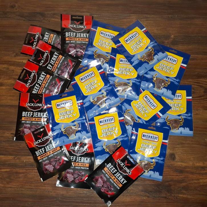 8x Jack Link's Beef Jerky + 10x Mcennedy Beef Jerky, Diversen, Levensmiddelen, Ophalen of Verzenden