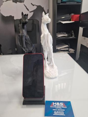 iPhone 13 kleur rood 2 jaar garantie 128 GB alles orgineel beschikbaar voor biedingen