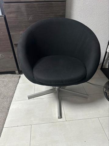 Ikea draai stoel/ bureau stoel zwart Skruvstra beschikbaar voor biedingen