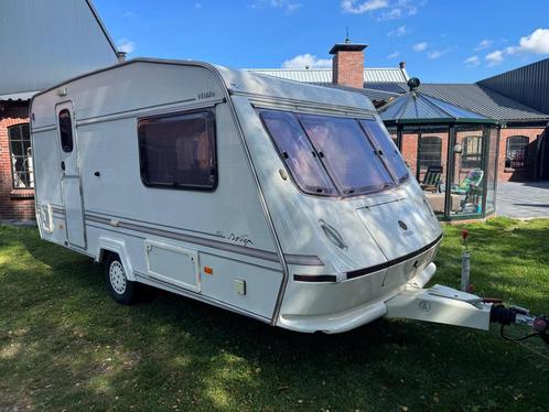 Keurige Elddis Wisp 470/4 Binnen gestald, Caravans en Kamperen, Caravans, Particulier, tot en met 4, 750 - 1000 kg, Standaardzit
