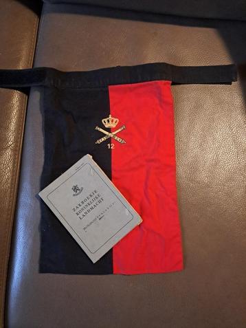 bateljon sjaal/halsdoek (opl. artillerie ) + mil. zakboekje beschikbaar voor biedingen