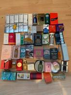 50 Miniatuur Parfums met Doos - Collectie, Ophalen of Verzenden, Zo goed als nieuw