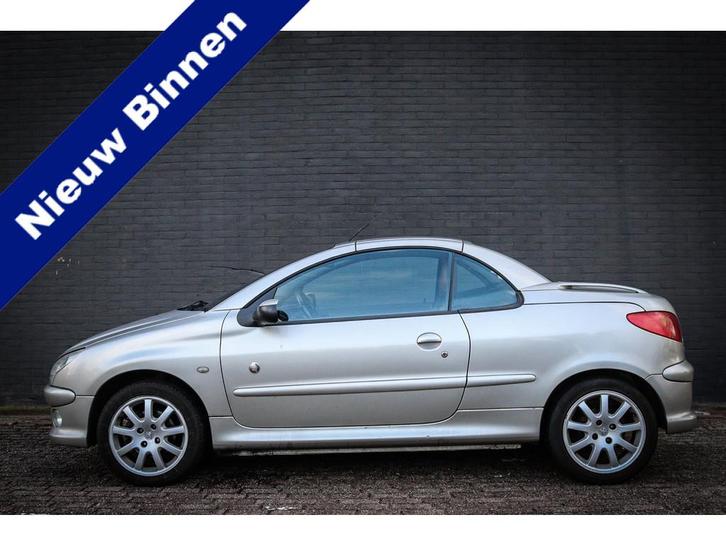 Peugeot 206 CC 1.6-16V Roland Garros Net binnen; Jouw drooma, Auto's, Peugeot, Bedrijf, Te koop, ABS, Airbags, Airconditioning