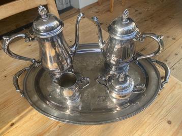 verzilverd koffiestel beschikbaar voor biedingen