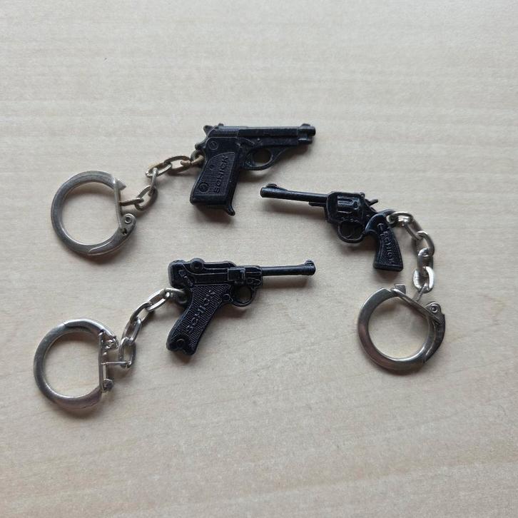 Schick Geweer Pistool sleutelhangers, Verzamelen, Sleutelhangers, Gebruikt, Ophalen of Verzenden