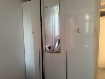 Gratis kleding kast ophalen