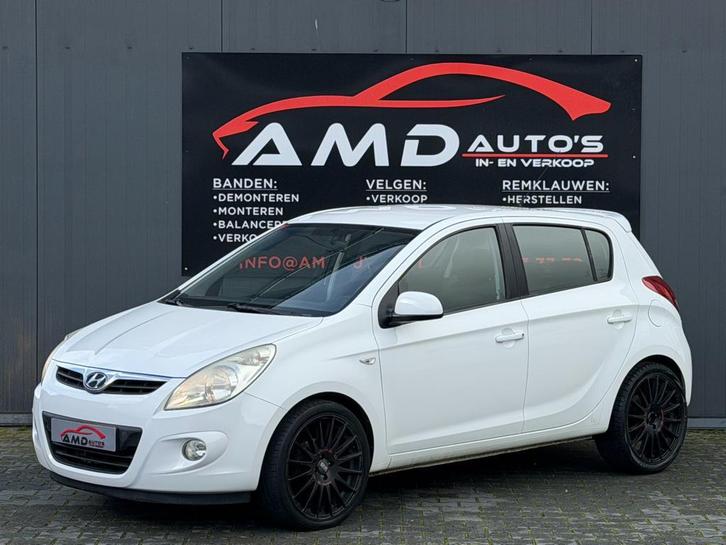 Hyundai I20 1.4 i DynamicVersion |Nap|Airco|Scherm|Elec Rame, Auto's, Hyundai, Bedrijf, Te koop, i20, ABS, Airbags, Airconditioning