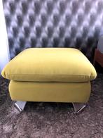 Grote mooie poef, Ophalen, Zo goed als nieuw, Rond