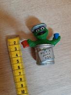 Sesamstraat oscar poppetje 6 cm, Verzamelen, Poppetjes en Figuurtjes, Ophalen of Verzenden