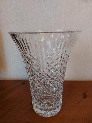 Prachtige grote kristalle vaas 26 cm hoog beschikbaar voor biedingen