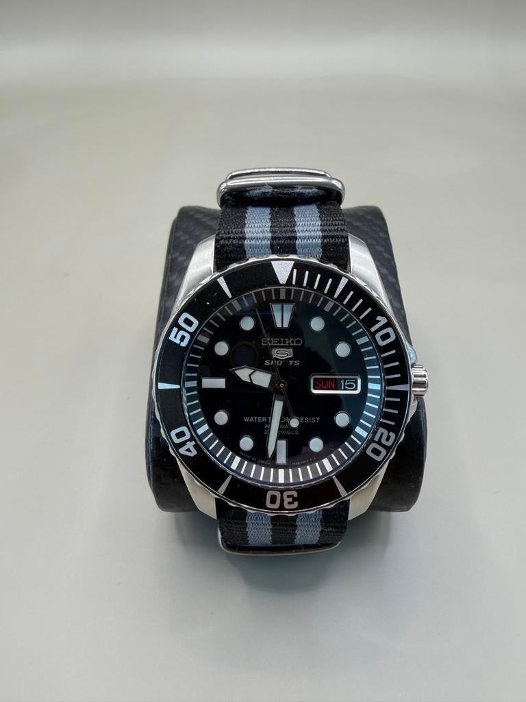 Seiko "Sea Urchin" SNZF017J2 - Full Set - loopt voor, Seiko, Staal, Polshorloge, Overige materialen