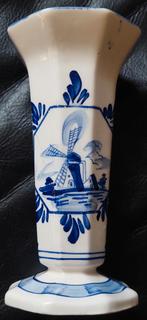Handbeschilderde blauw-witte Delftse vaas., Ophalen of Verzenden
