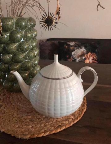 💝 Vintage HUTSCHENREUTHER LUCINA theepot 1L wit zilver beschikbaar voor biedingen