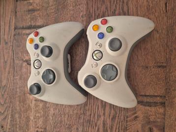 Xbox 360 Controllers (2 stuks) beschikbaar voor biedingen