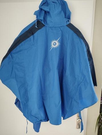 poncho beschikbaar voor biedingen