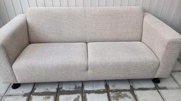 Prima 'beige' bank