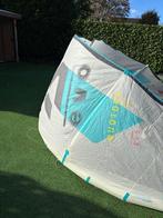 Kites (8 & 10 & 13 m2) Duotone EVO 2020-2021 & Duotone  Bar, Watersport en Boten, Kitesurfen, Gebruikt, 10 m², Geen board, Ophalen of Verzenden