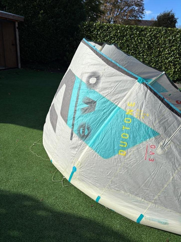 Kites (10 & 13 m2) Duotone EVO 2020-2021 & Duotone  Bar, Watersport en Boten, Kitesurfen, Gebruikt, Kite, 10 m², Geen board, Ophalen of Verzenden