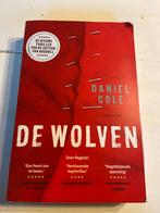 De Wolven - Daniel Cole Thriller, Ophalen of Verzenden, Zo goed als nieuw