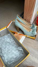 Peeptoes hakken noeuw in doos, Pumps, Blauw, Nieuw, Ophalen of Verzenden