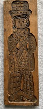 Grote speculaasplank met een vrouwenfiguur met hoed., Antiek en Kunst, Antiek | Keukenbenodigdheden, Ophalen