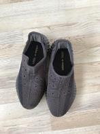 Adidas Yeezy Schoenen, Zwart, Ophalen of Verzenden, Sneakers of Gympen, Adidas