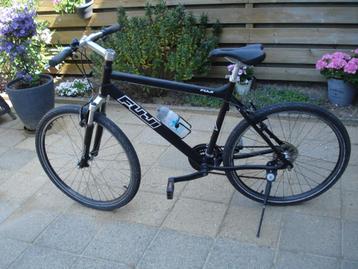 MOUNTIN BIKE FUJI beschikbaar voor biedingen
