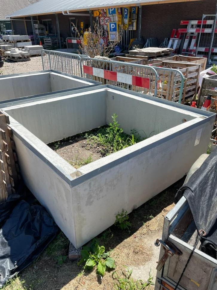 Betonnen boombunker 2 keer 200*200*69cm prijs per stuk, Tuin en Terras, Bloembakken en Plantenbakken, Nieuw, Beton, 60 cm of meer