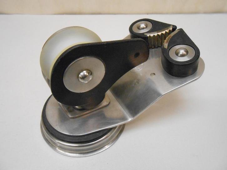 Grootschootblok + klem, voetblok, 1-schijfs, tot 13 mm lijn, Watersport en Boten, Accessoires en Onderhoud, Gebruikt, Lijn of Blok