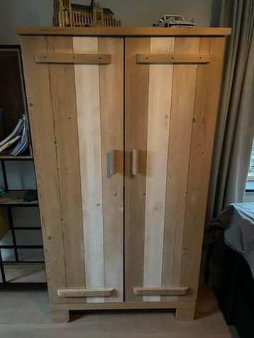 2-deurs KLEDINGKAST hout white wash JUNIOR J/M/O 102 x 185cm beschikbaar voor biedingen