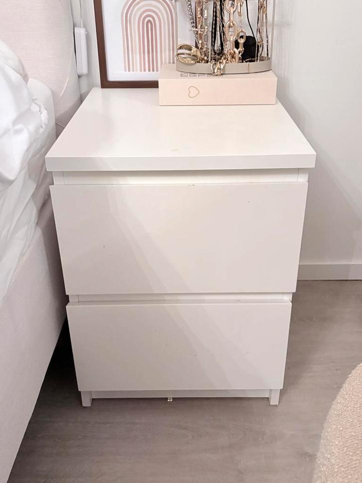 2x Malm Nachtkastjes - IKEA, Huis en Inrichting, Slaapkamer | Nachtkastjes, Gebruikt, Minder dan 55 cm, Minder dan 45 cm, Hout