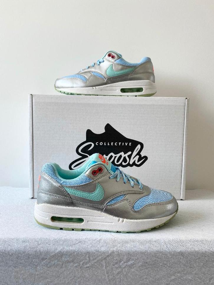 Nike Air Max 1 GS Lakeside (EU 38,5), Kleding | Dames, Schoenen, Zo goed als nieuw, Sneakers of Gympen, Overige kleuren, Ophalen of Verzenden