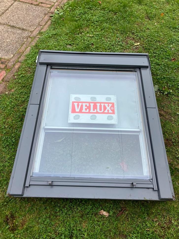 Velux Dakraam GHL M04 78x98cm, Doe-het-zelf en Verbouw, Glas en Ramen, Zo goed als nieuw, Dakraam, 80 tot 120 cm, Minder dan 80 cm