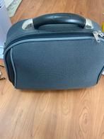 Make up tas, Ophalen of Verzenden, Nieuw, Grijs