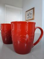 2 Le Creuset XL Logo Mokken Cerise Nieuw, Huis en Inrichting, Keuken | Servies, Nieuw, Ophalen of Verzenden, Overige stijlen, Kop(pen) en/of Schotel(s)